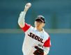 LG배 우승자 신진서 9단, 프로야구  시구